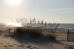 Nær stranden