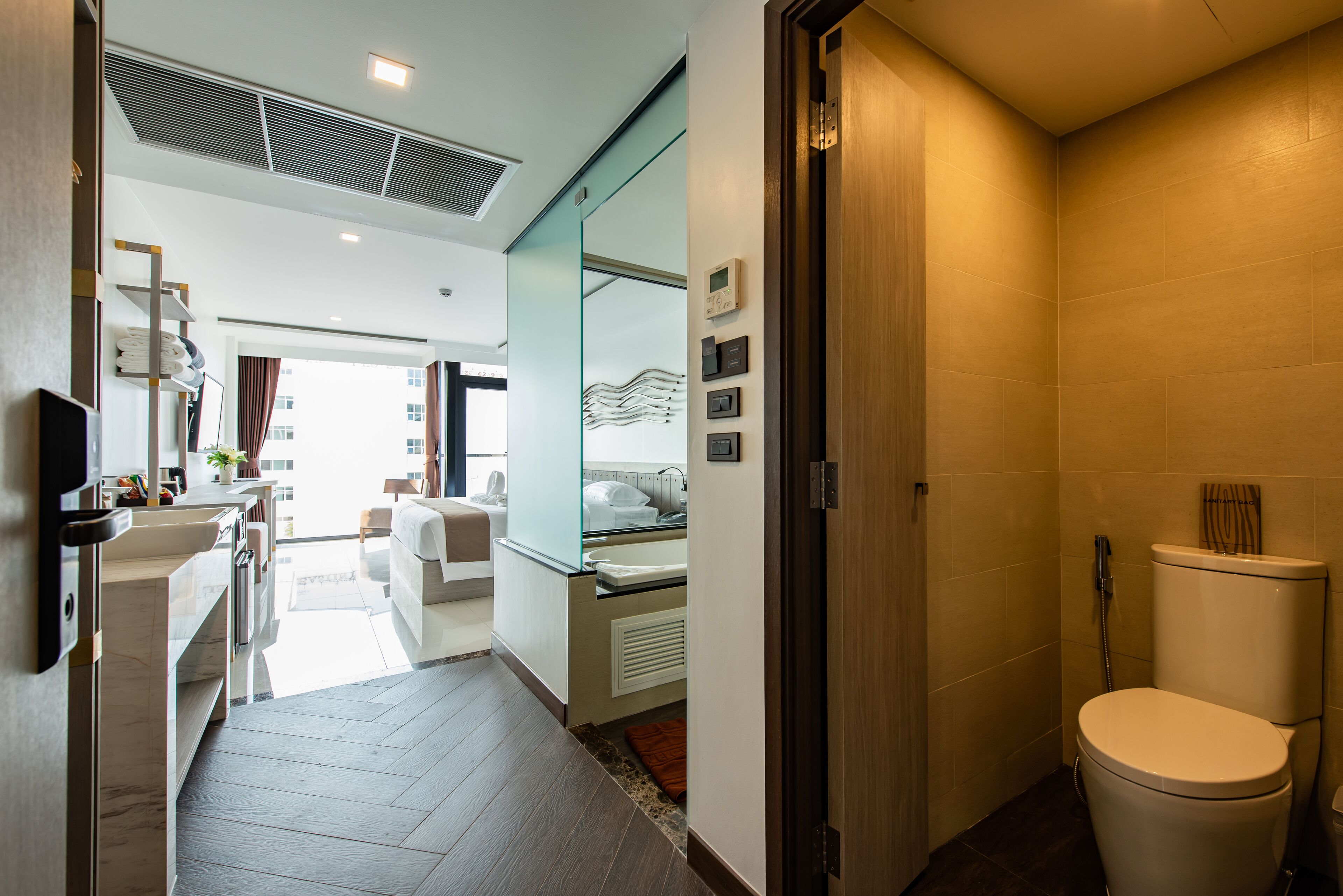 superior double | 1 bedroom, free minibar, in-room safe, desk