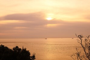 2 Bedroom House, Non Smoking | Beach/ocean view