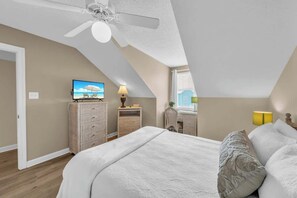 4 bedrooms, iron/ironing board