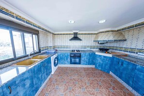 Microwave, oven, toaster, cookware/dishes/utensils
