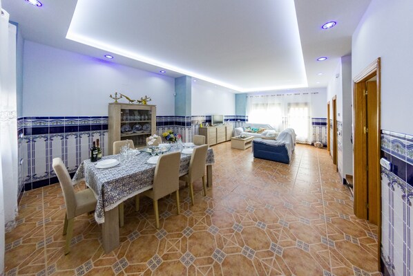Dining - Bonita casa en El Perellonet Valencia (Valencia El Perellonet)