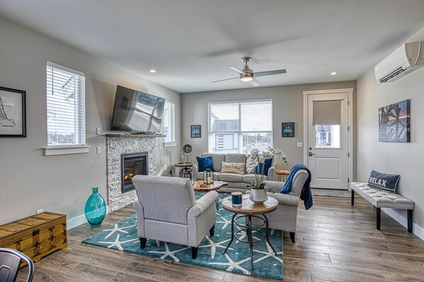 TV, fireplace, DVD player