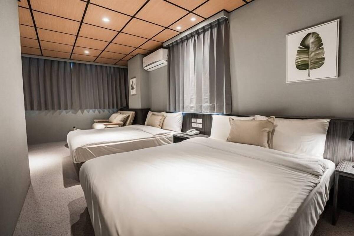 Down comforters, blackout drapes, WiFi (free), bed sheets