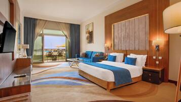 Deluxe Cabin | Minibar, in-room safe, desk, soundproofing