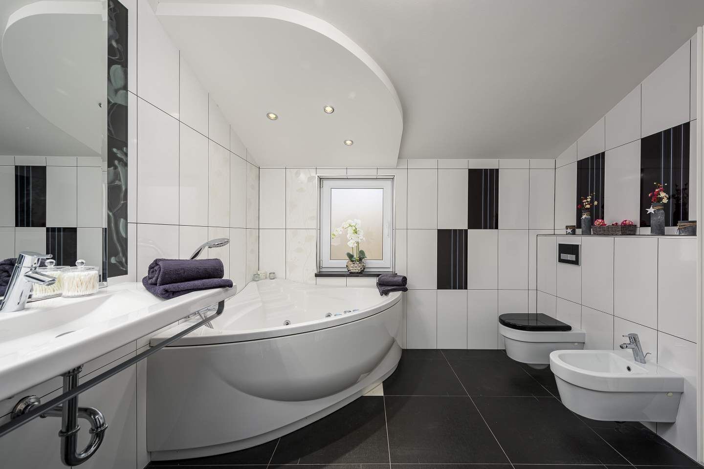 Villa | Bathroom