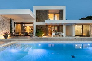 Pool - Villa Adoral (Labin)