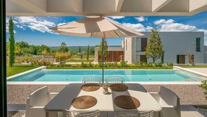 Unclassified image, 3 of 34, button - Villa Adoral (Labin)