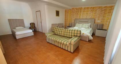Family Double Room With Private Bathroom in Gojim - Wifi and Ac