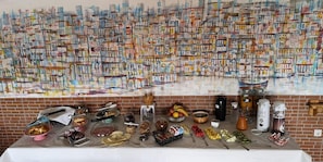 Room, 1 Bedroom, Accessible, Smoking | Dining