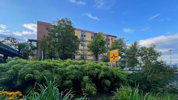 Apartment, 2 Bedrooms, Smoking, Sauna | Property grounds