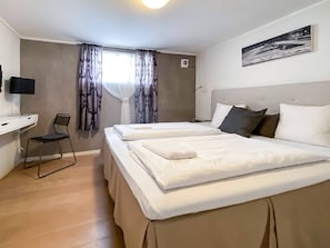 Apartment, 2 Bedrooms, Smoking, Sauna | 3 bedrooms, iron/ironing board, bed sheets - BnB Apartment 1 Nice & Cozy"central 2 Rooms by Berti (Stavanger)