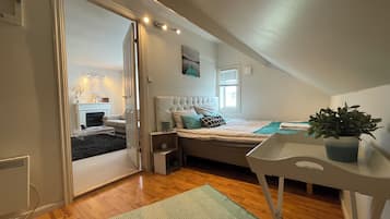 4 bedrooms, iron/ironing board, free WiFi, bed sheets