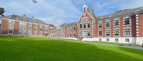 Apartment, 3 Bedrooms, Smoking, Balcony | Exterior