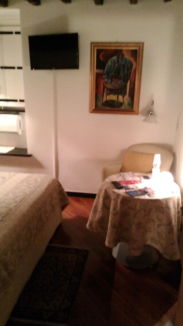 Room - San Lorenzo Bed and Breakfast (Genoa)