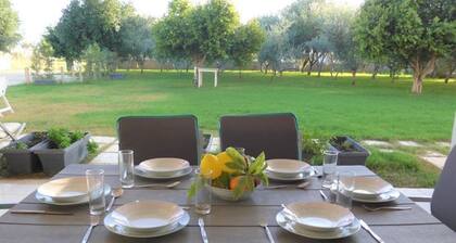 "kalamaki Plaza Apartments ''ostraco''"