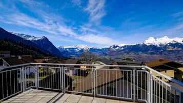 Apartment, 3 Bedrooms, Accessible, Smoking | Balcony