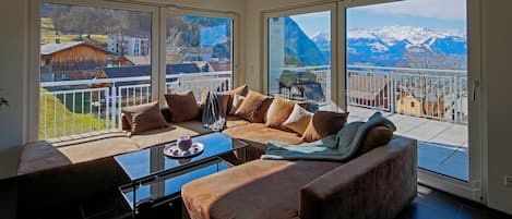 Apartment, 3 Bedrooms, Accessible, Smoking | Living area | TV