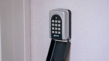 Apartment, 3 Bedrooms, Accessible, Smoking | Exterior