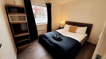4 bedrooms, free WiFi, bed sheets