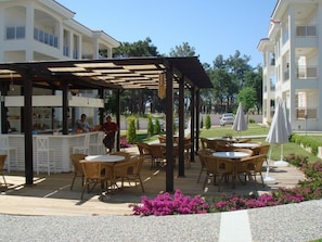 Outdoor dining - Beautiful Bright 3 Bed Home In Popular Sought After Private Gated Community (Manavgat)