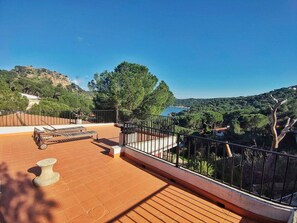 Balcony - Casa Rural Con Espectaculares Vistas Al Lago (San Martin de Valdeiglesias)