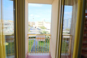 Ferienhaus, 1 Schlafzimmer, Balkon, Stadtblick | Innenbereich