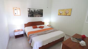 2 bedrooms