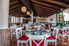 Zimmer, 1 Schlafzimmer, barrierefrei, Kamin | Terrasse/Patio