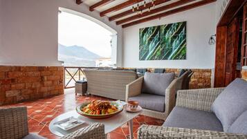 Room, 1 Bedroom, Accessible, Fireplace | Property grounds