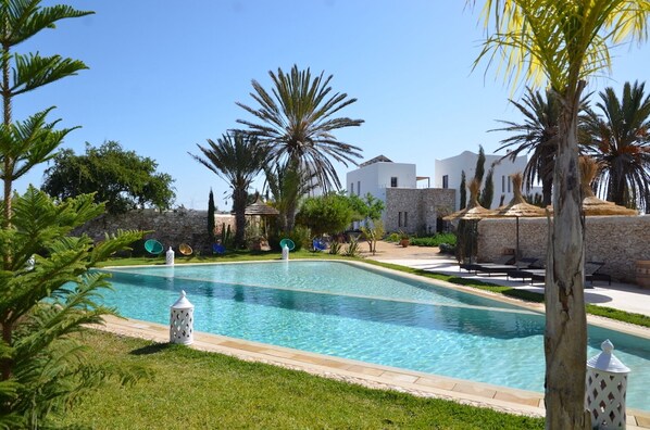 Outdoor pool - Guest House 12 People, 5 Bedrooms, Overnight or Full Rental (Essaouira)