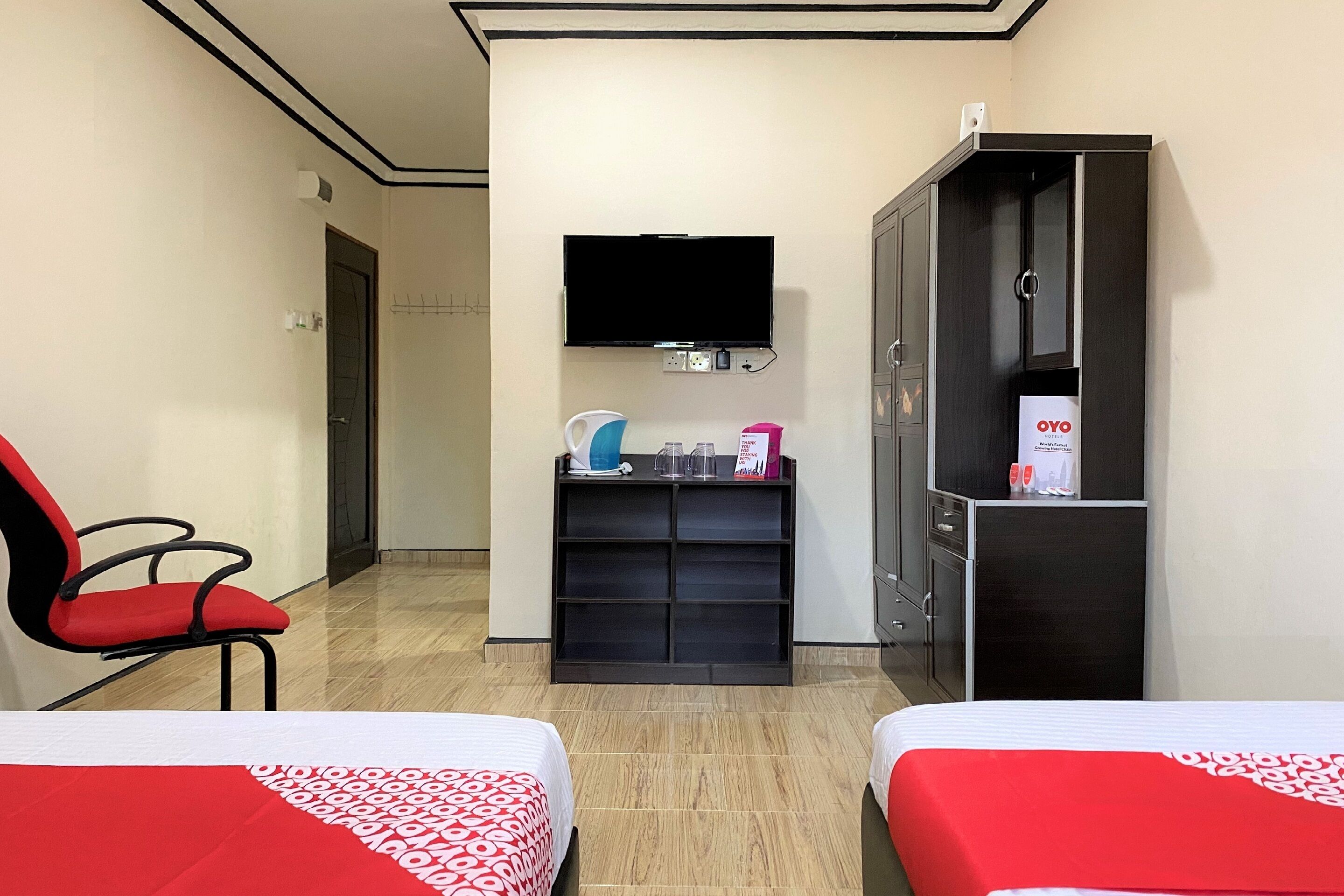 Free WiFi, bed sheets