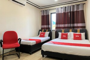 Deluxe Triple Room | Free WiFi, bed sheets