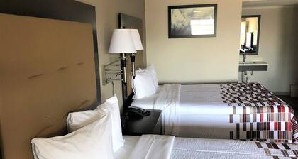 Rodeway Inn and Suites