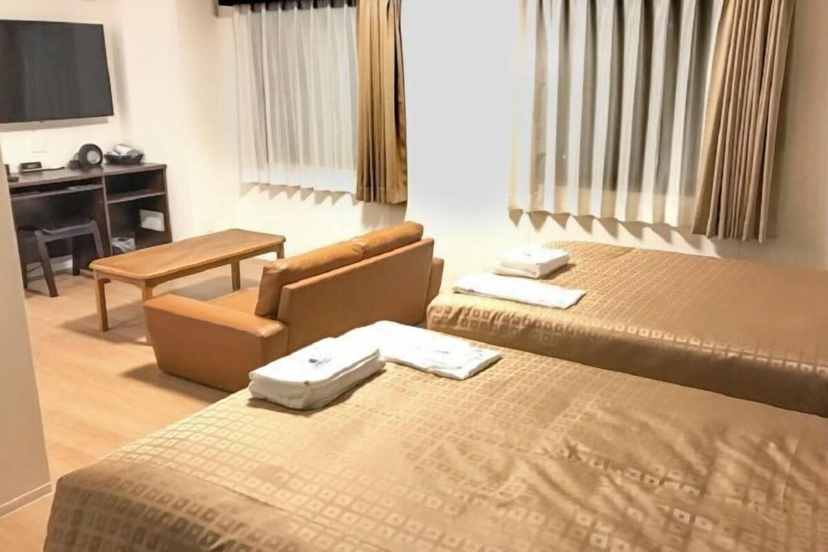 Desk, free WiFi, bed sheets
