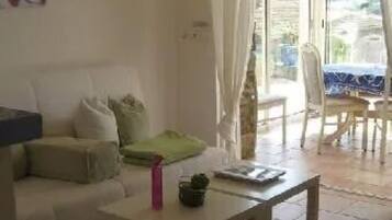 TV, DVD player, stereo