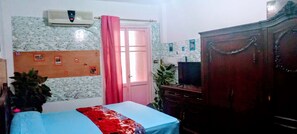 2 Schlafzimmer, Zimmersafe, Schreibtisch, WLAN