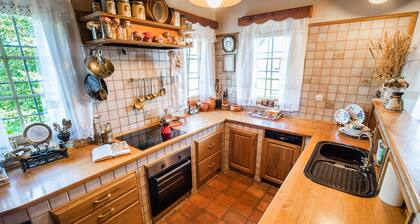 Authentic Countryside Villa With Hot tub