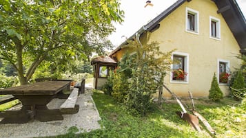 Cottage (Four bedroom house) | Esterni