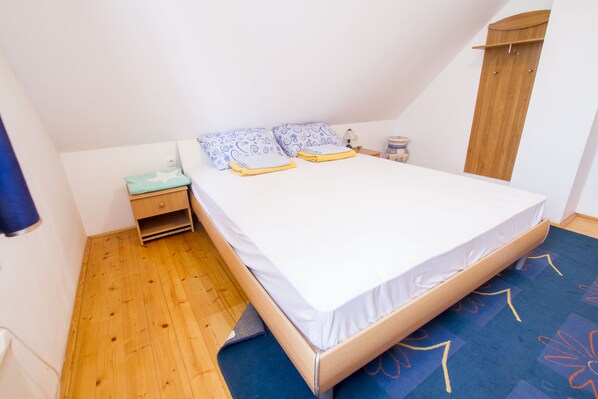 Cottage (Four bedroom house)