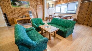 Sala de estar en el lobby