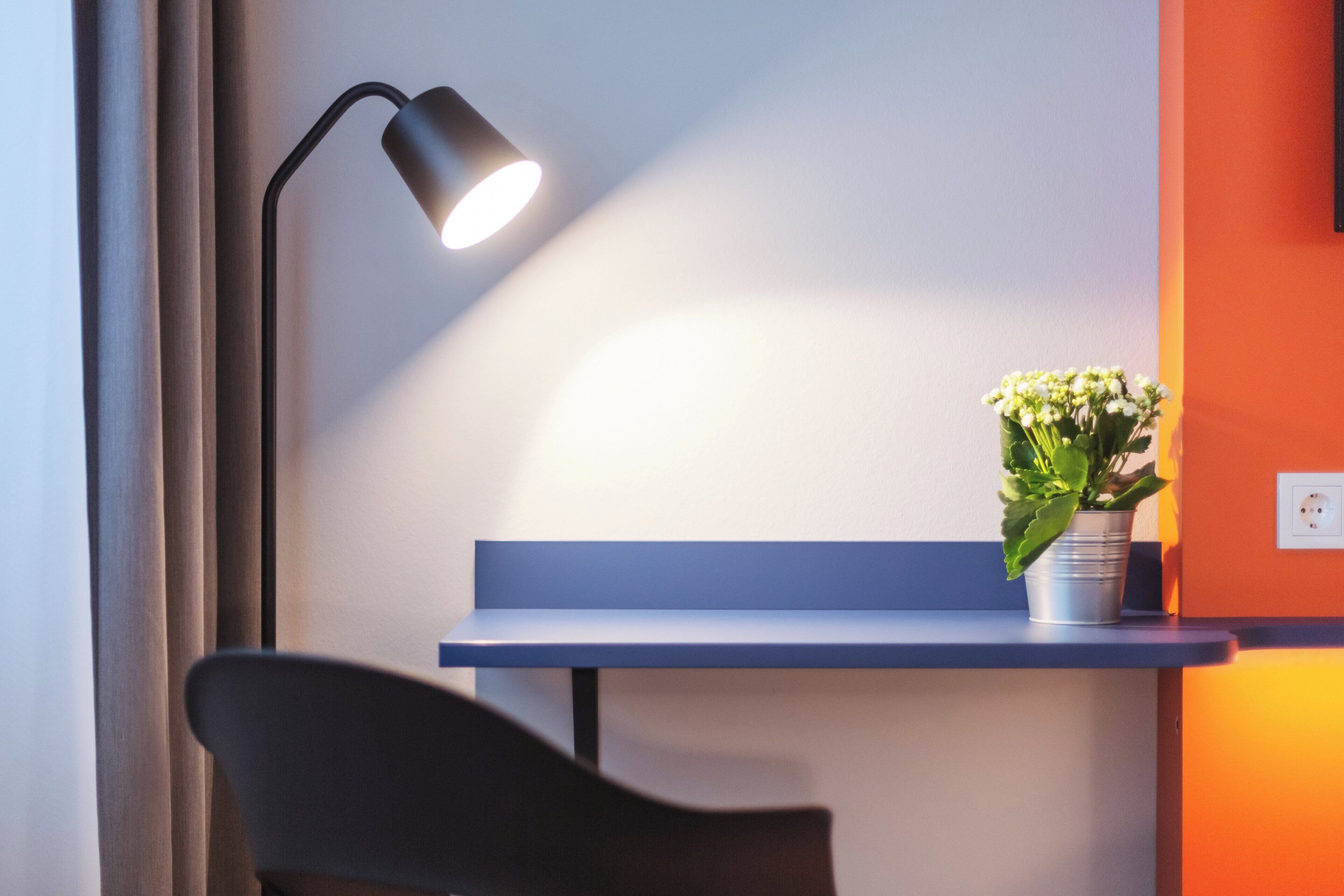 in-room safe, individually decorated, individually furnished, desk