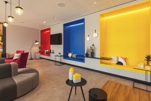 Exterior - Holiday Inn - the niu, Form Stuttgart Feuerbach by IHG (Stuttgart)