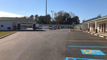 Khuôn viên nơi lưu trú