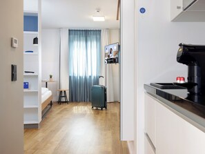 Studio XL | Laptop workspace, blackout drapes, soundproofing - smartments Wien Heiligenstadt (Vienna)