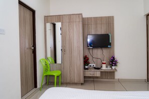 View from room - Hotel Embassy (Kalol)