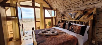 Amanya 1 -bed King Lion Tent