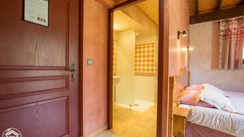 Suite Club, salle de bains attenante (2 - Eté) | Salle de bain