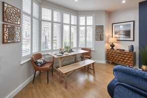 Apartment | Dining room - Green View (Harrogate)