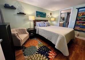 1 slaapkamer, een strijkplank/strijkijzer, gratis wifi, beddengoed